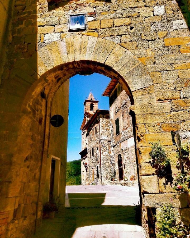 Borgo Di Caldana Accoglienza Turistica Diffusa Buitenkant foto