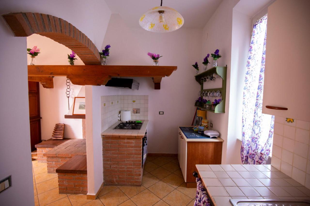Borgo Di Caldana Accoglienza Turistica Diffusa Buitenkant foto
