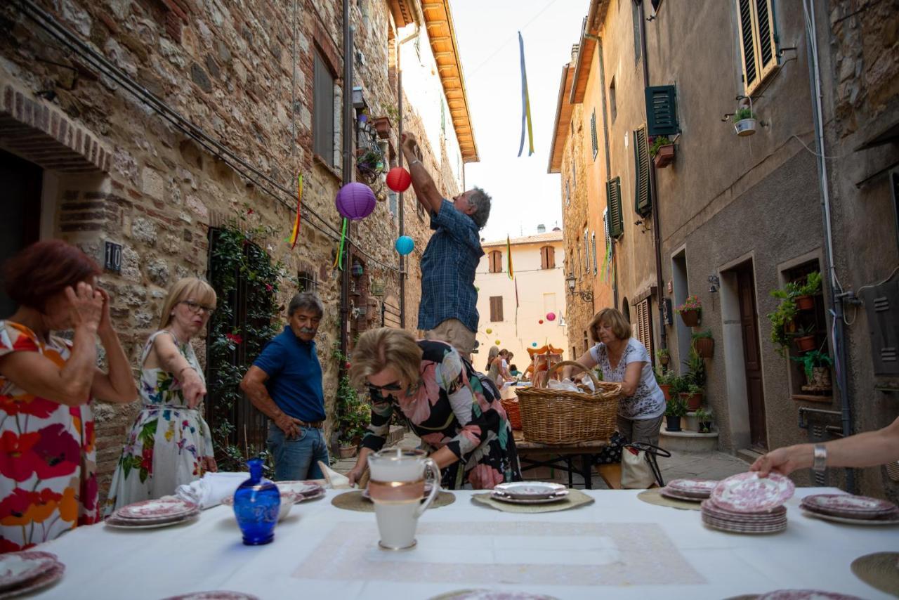 Borgo Di Caldana Accoglienza Turistica Diffusa Buitenkant foto